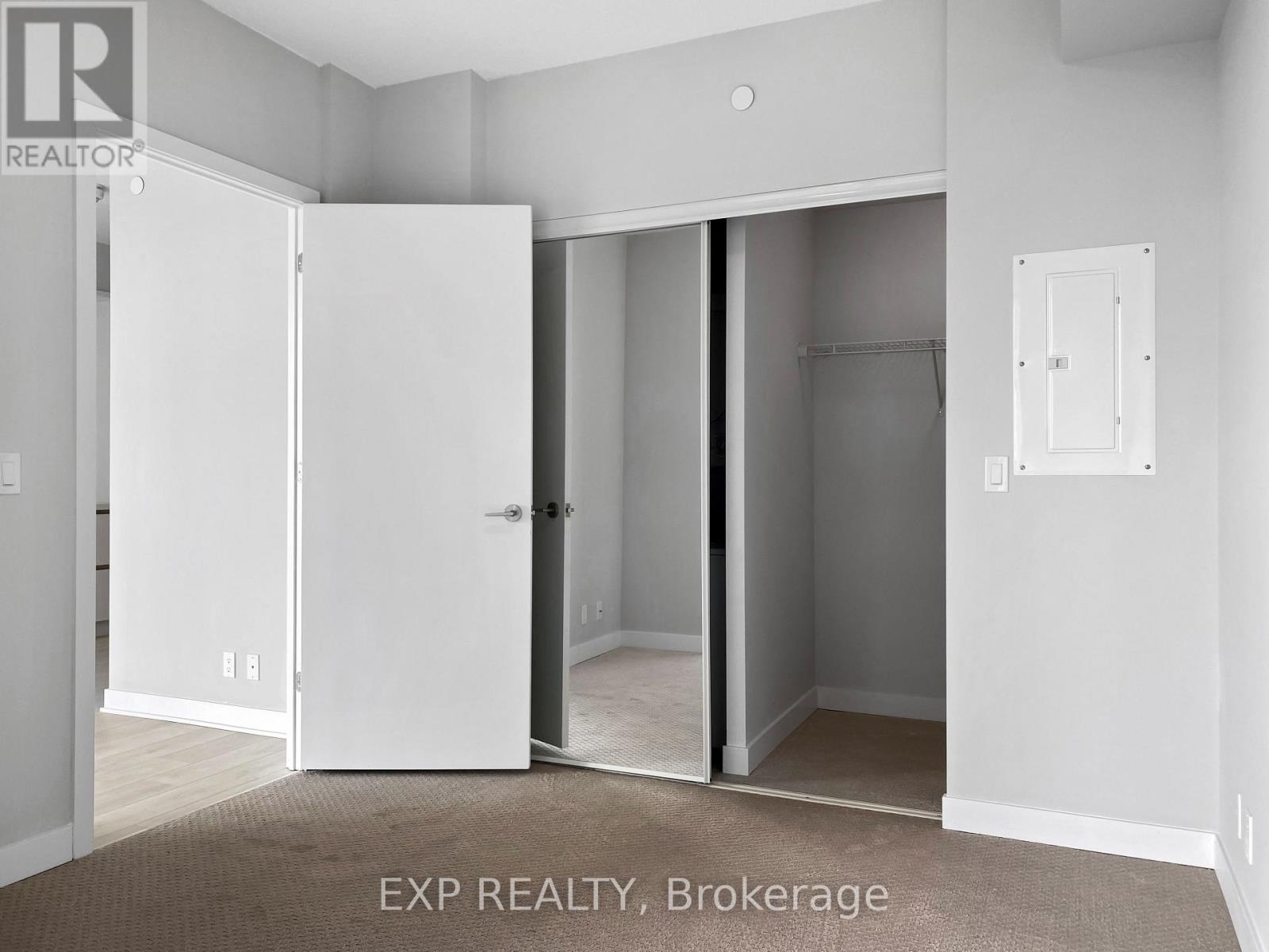 1906 - 2221 Yonge Street, Toronto, Ontario  M4S 2B4 - Photo 13 - C13425512