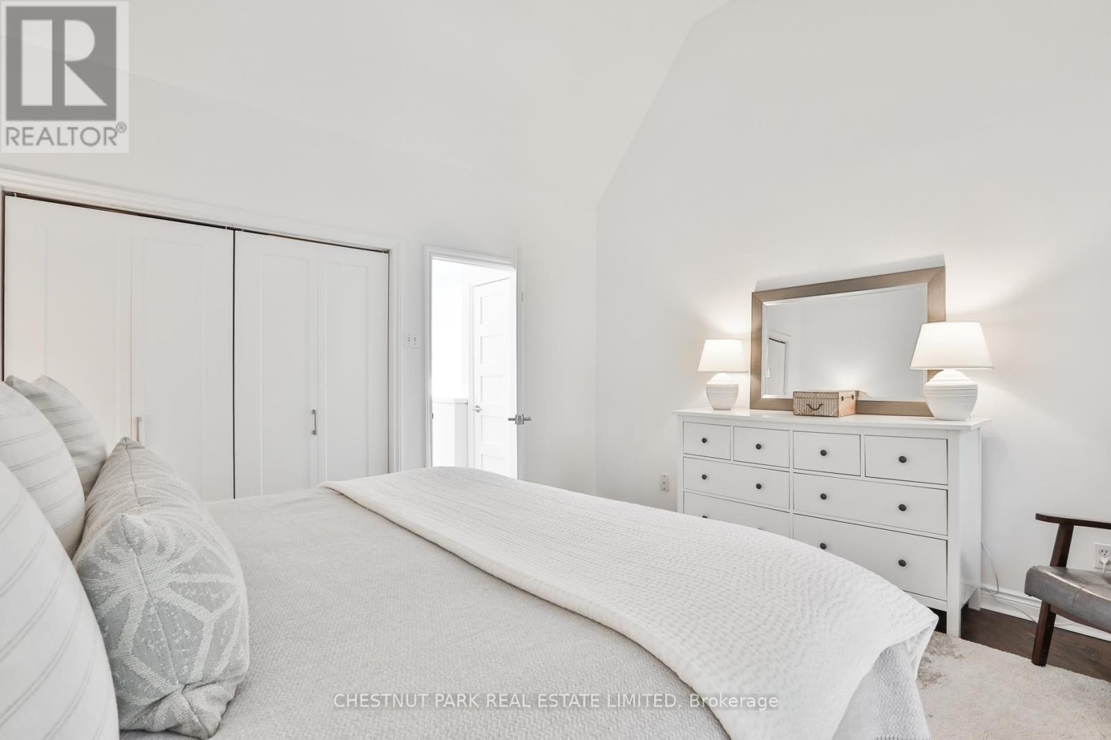 52 West Avenue W, Toronto, Ontario M4M 2L8 - Photo 14 - E13425474
