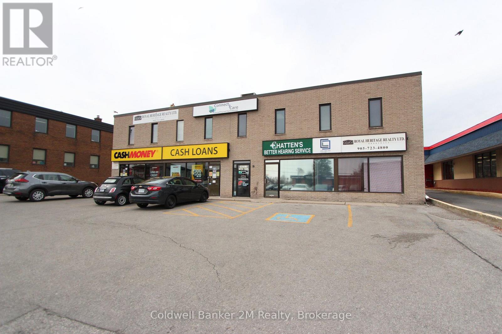 203 - 342 King Street W, Oshawa, Ontario  L1G 4T1 - Photo 1 - E13425846
