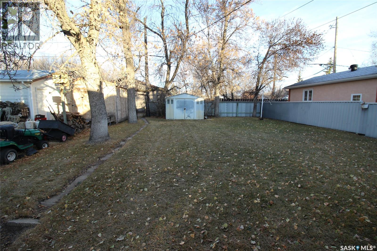 175 6th Avenue W, Shaunavon, Saskatchewan  S0N 2M0 - Photo 25 - SK023624