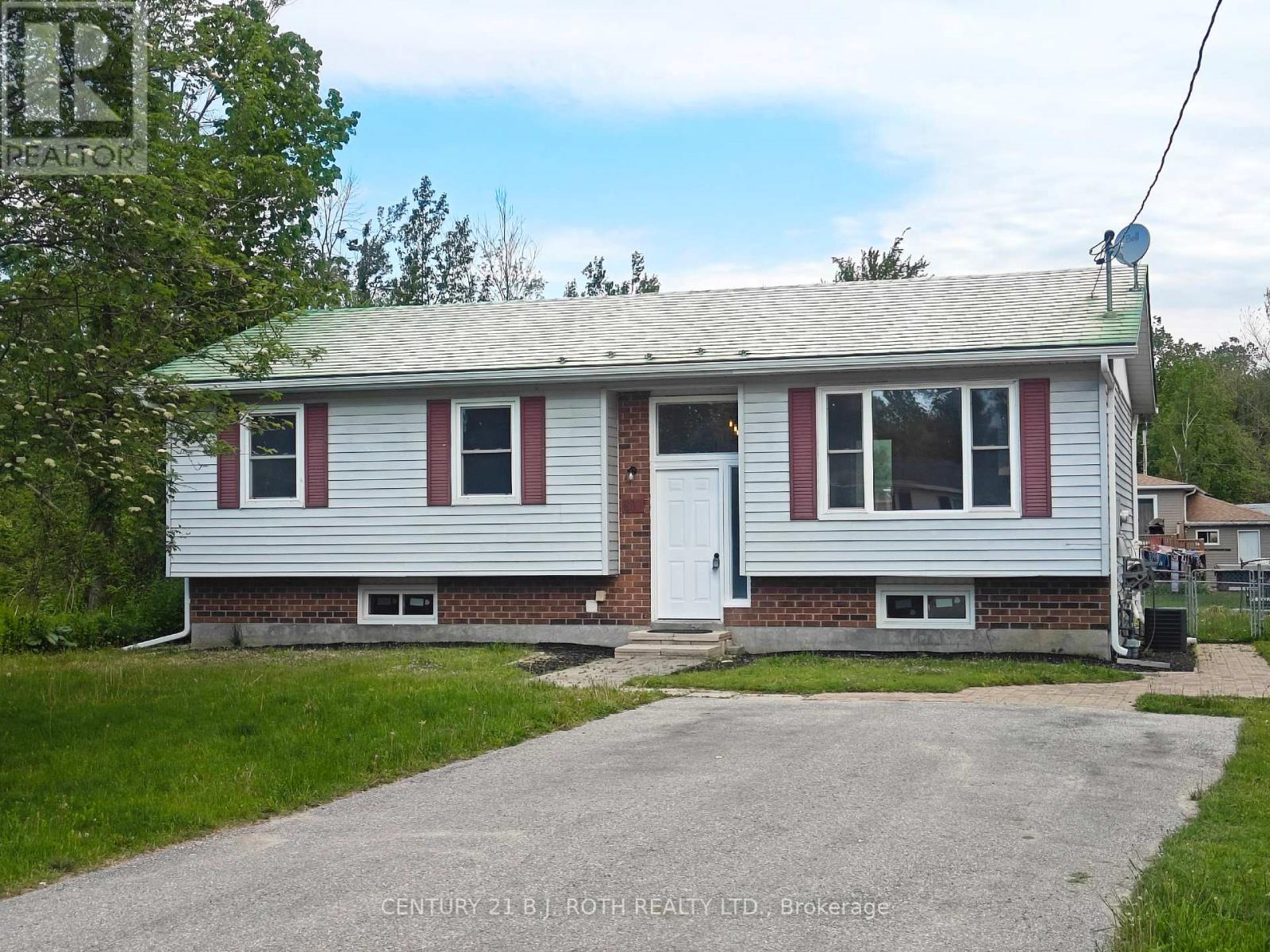 698 BURTON DRIVE, Innisfil, Ontario