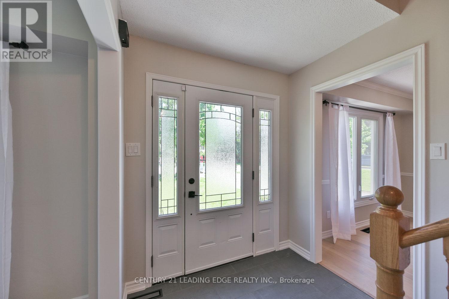 30 Mcguire Crescent, Uxbridge, Ontario  L9P 1G7 - Photo 6 - N13425306