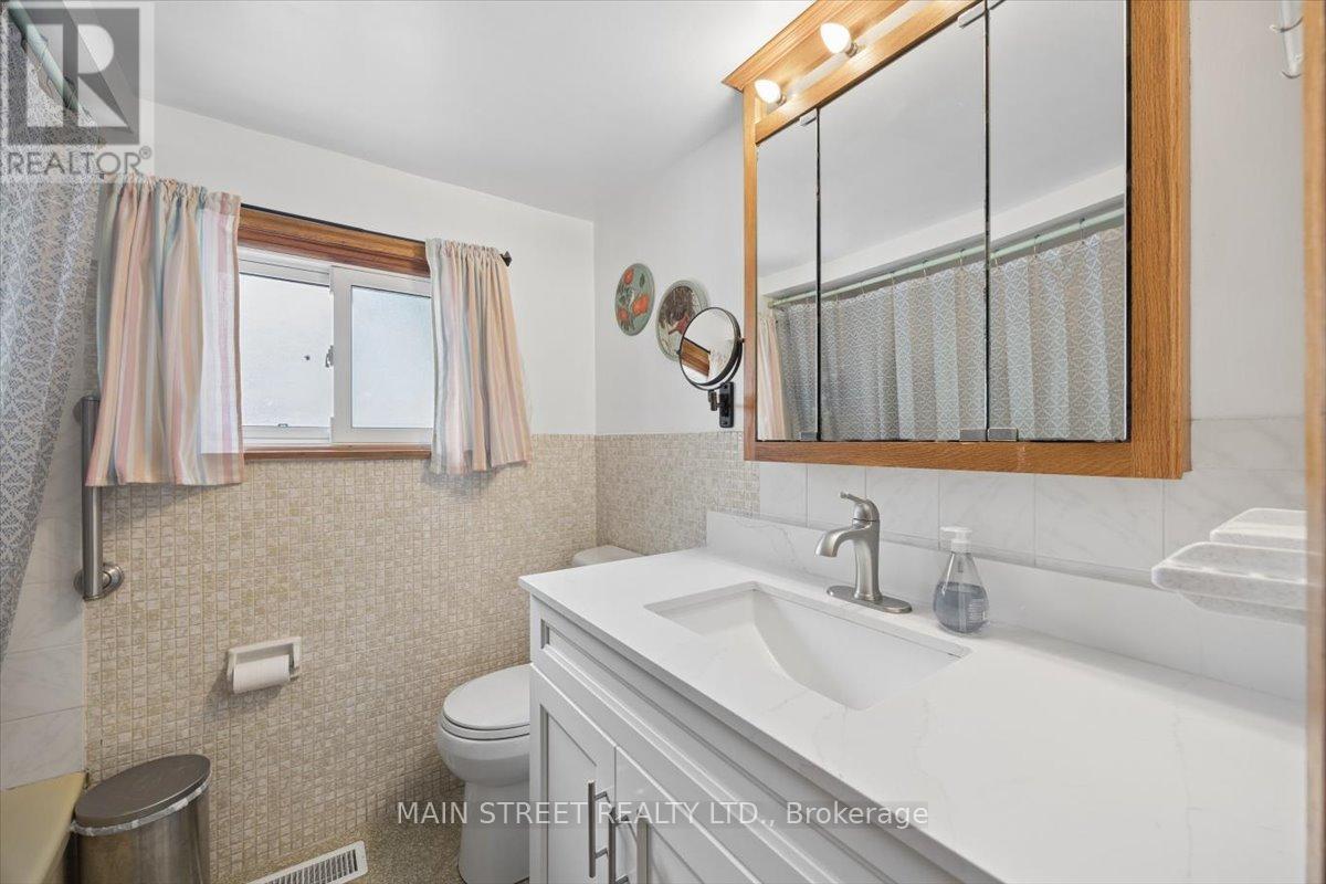 60 Niagara Street, Newmarket, Ontario  L3Y 4E6 - Photo 36 - N13425428