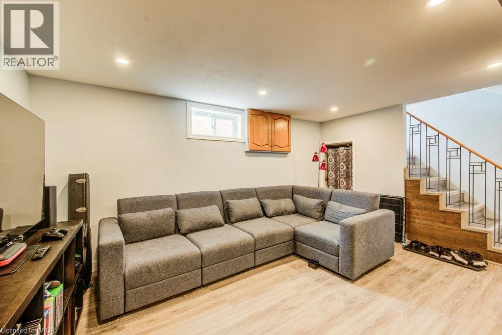 468 Highland Road E, Kitchener, Ontario  N2M 3W7 - Photo 17 - 40837111