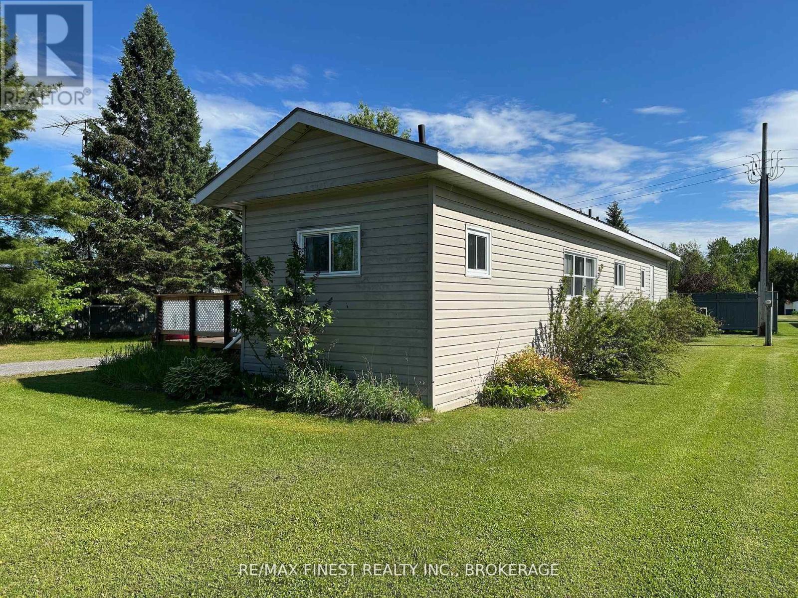 4425 Front Street, Frontenac, Ontario  K0H 2W0 - Photo 2 - X13425730