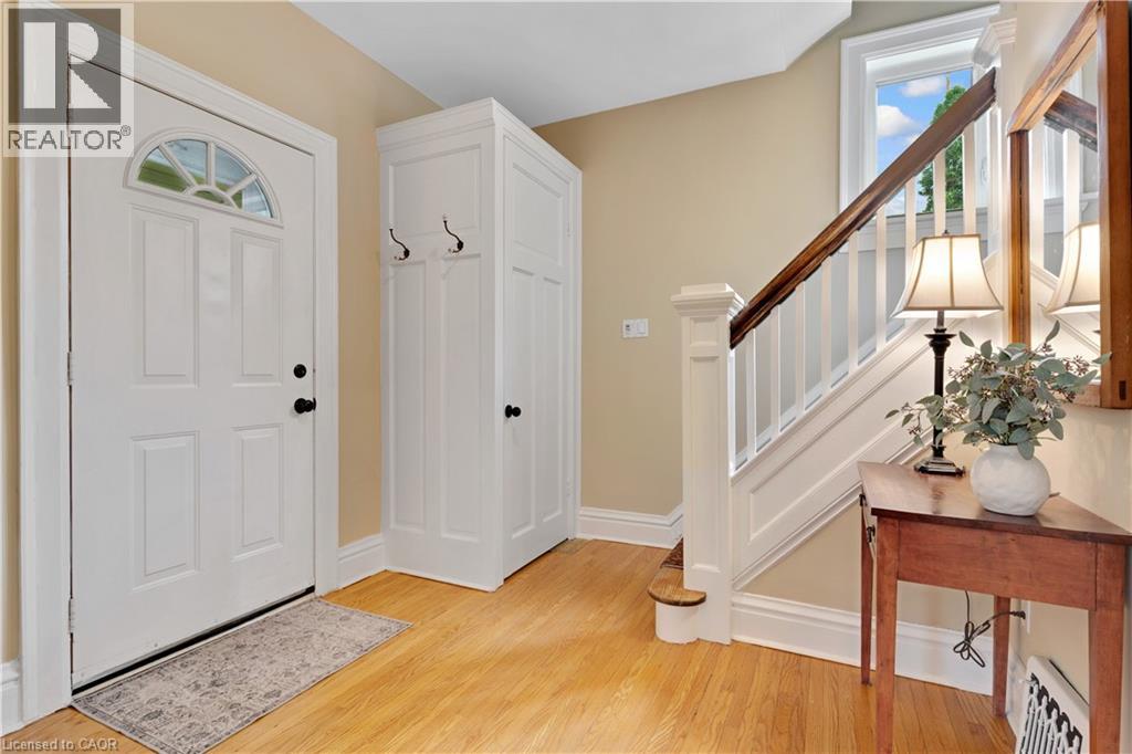 11 Earl Street, Kitchener, Ontario  N2M 2V5 - Photo 9 - 40835708