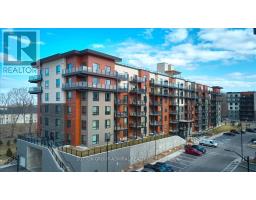 418 - 302 ESSA ROAD, Barrie, Ontario