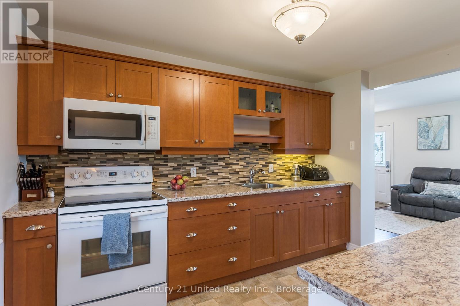 470 O'connell Road, Peterborough, Ontario  K9J 4C9 - Photo 7 - X13425828