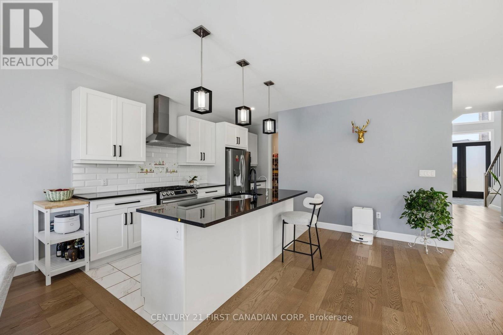 1298 Sandbar Street, London North, Ontario  N6G 5K3 - Photo 12 - X13425718
