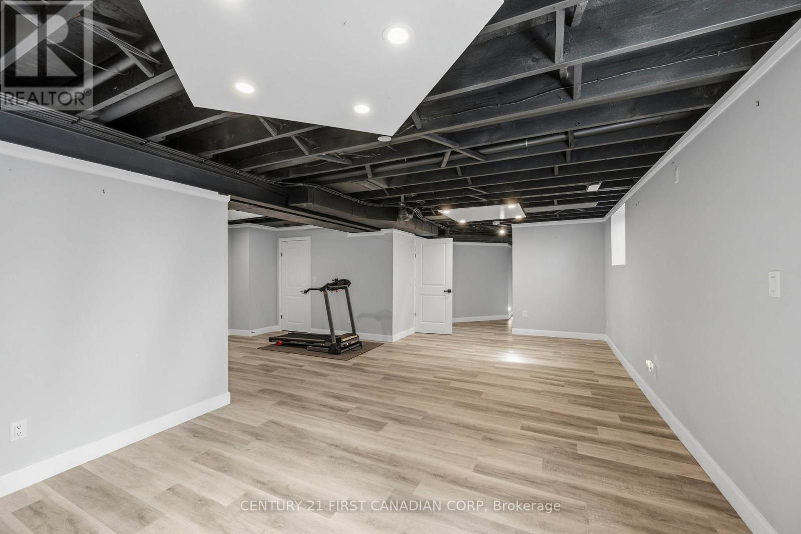 1298 Sandbar Street, London North, Ontario  N6G 5K3 - Photo 31 - X13425718