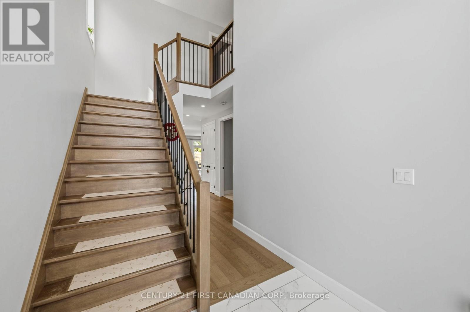1298 Sandbar Street, London North, Ontario  N6G 5K3 - Photo 6 - X13425718