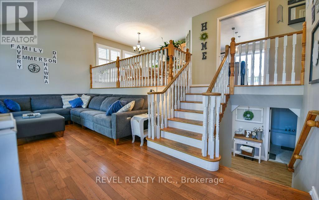 256 Bonaventure Drive, Timmins, Ontario  P4R 1L4 - Photo 4 - T13425816