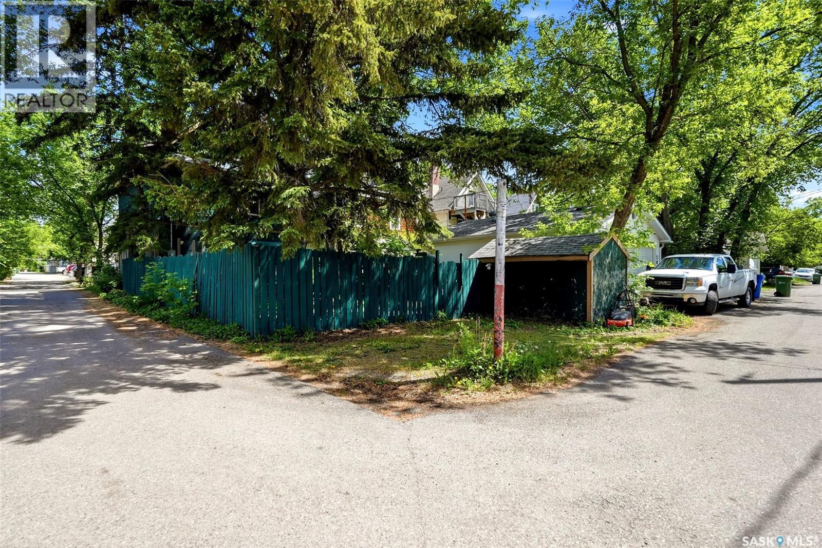 2026 Garnet Street, Regina, Saskatchewan  S4T 2Z6 - Photo 61 - SK038613