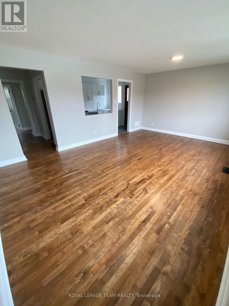 1 - 228 Woodroffe Avenue, Ottawa, Ontario  K2A 3V4 - Photo 5 - X13425848