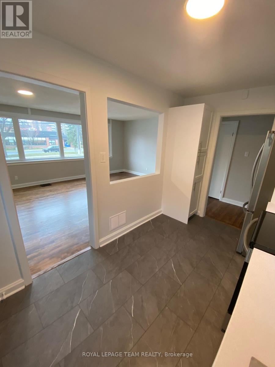 1 - 228 Woodroffe Avenue, Ottawa, Ontario  K2A 3V4 - Photo 7 - X13425848