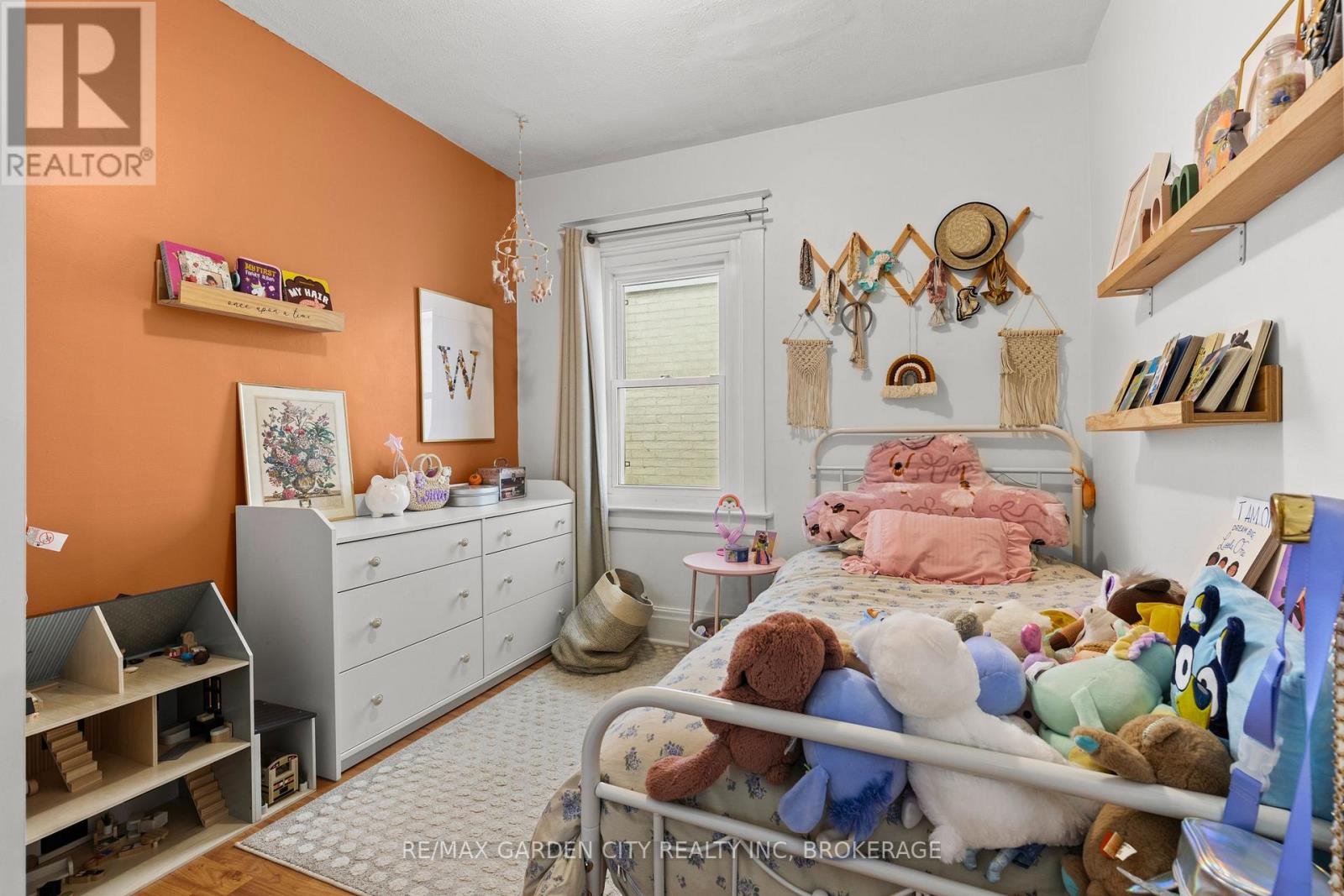 247 Lake Street, St. Catharines, Ontario  L2R 5Z5 - Photo 13 - X13425802