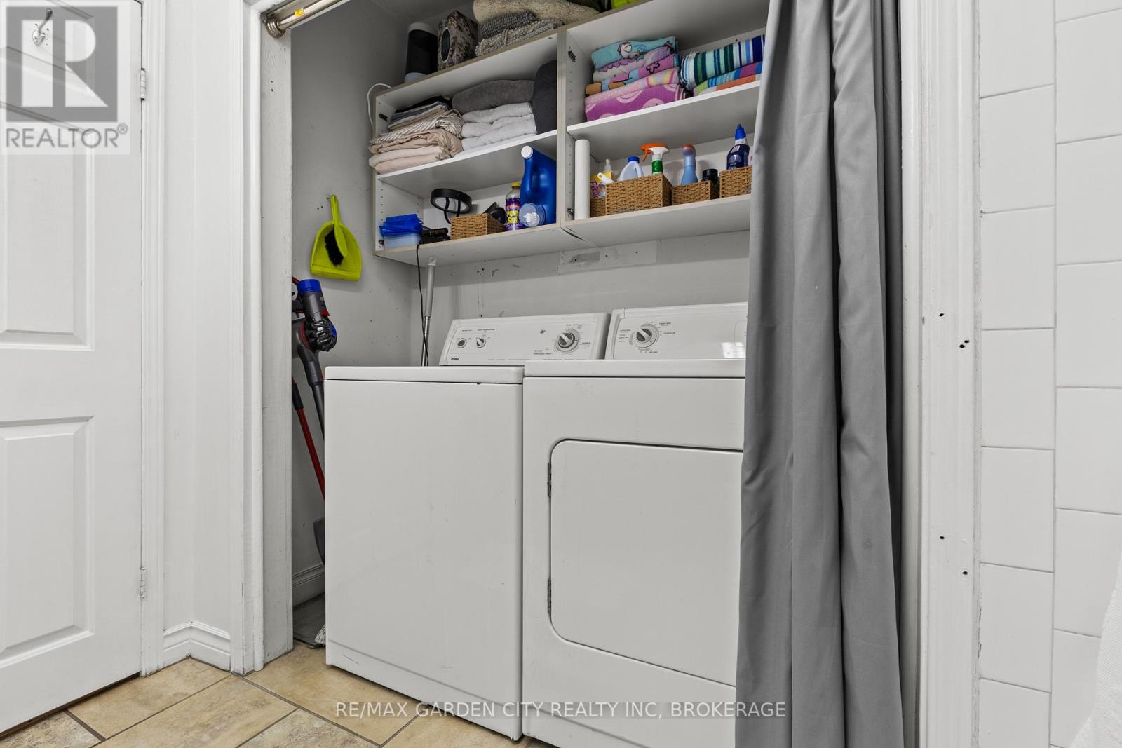 247 Lake Street, St. Catharines, Ontario  L2R 5Z5 - Photo 19 - X13425802