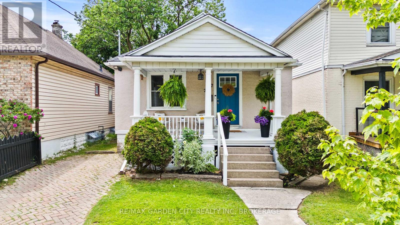 247 Lake Street, St. Catharines, Ontario  L2R 5Z5 - Photo 2 - X13425802