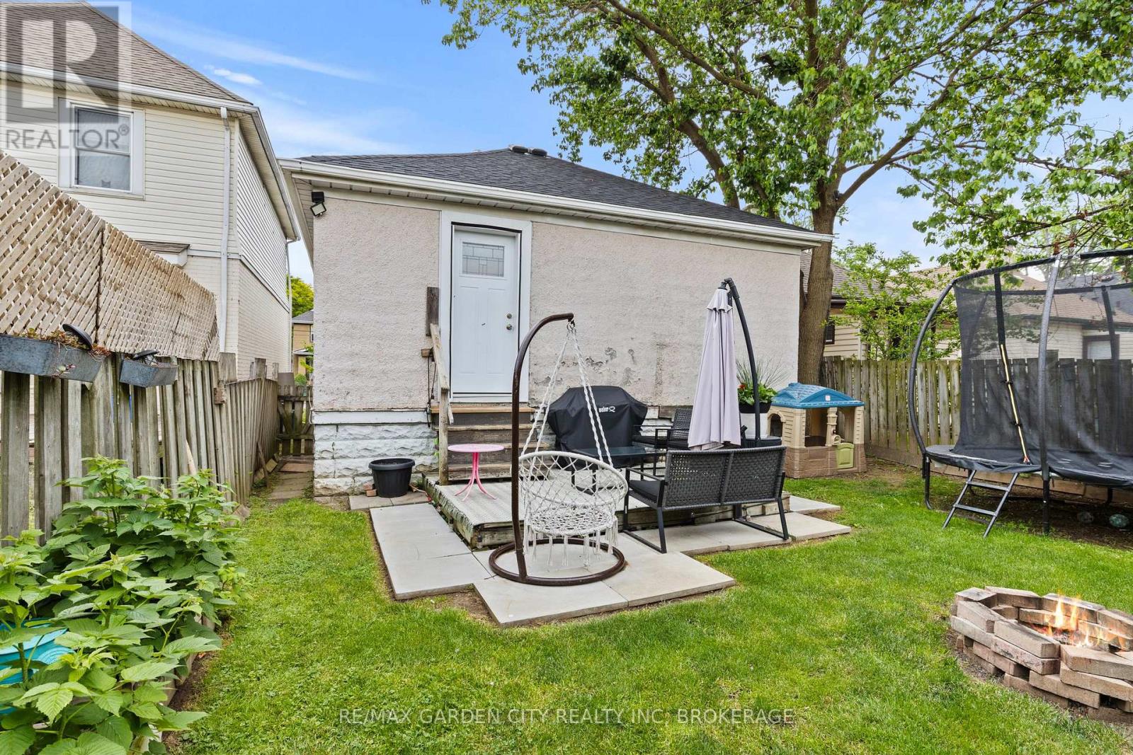 247 Lake Street, St. Catharines, Ontario  L2R 5Z5 - Photo 24 - X13425802
