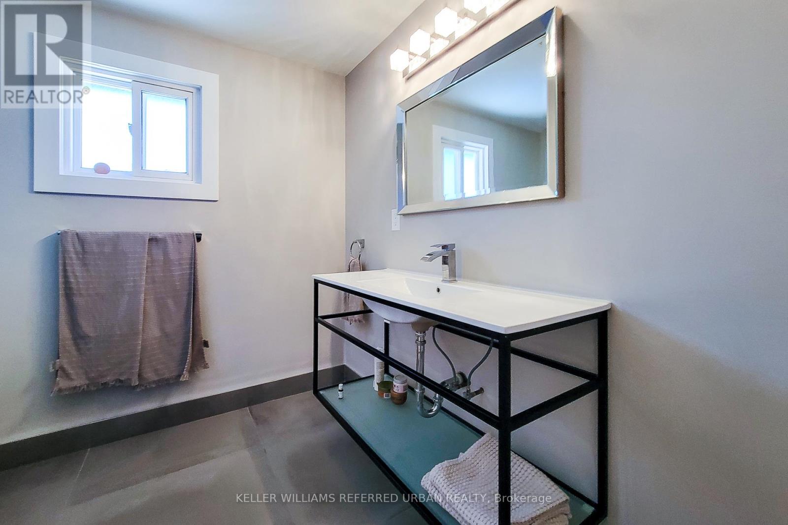 680 Powell Court, Burlington, Ontario  L7R 3E8 - Photo 14 - W13425218