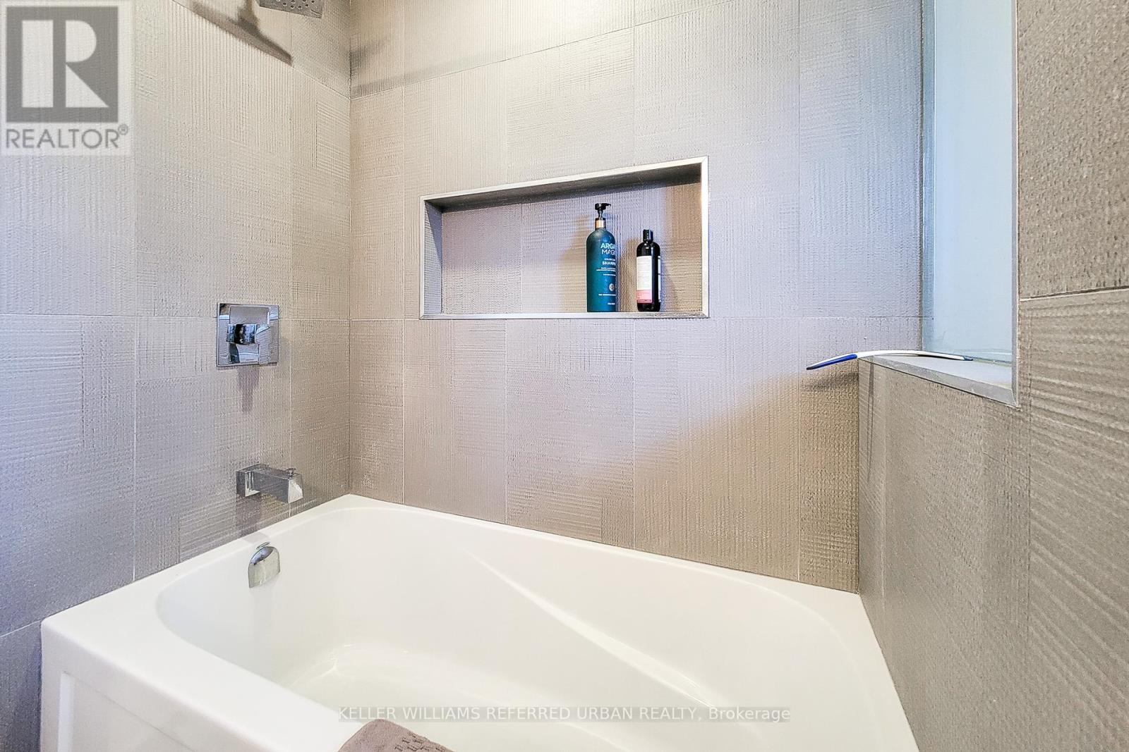 680 Powell Court, Burlington, Ontario  L7R 3E8 - Photo 15 - W13425218