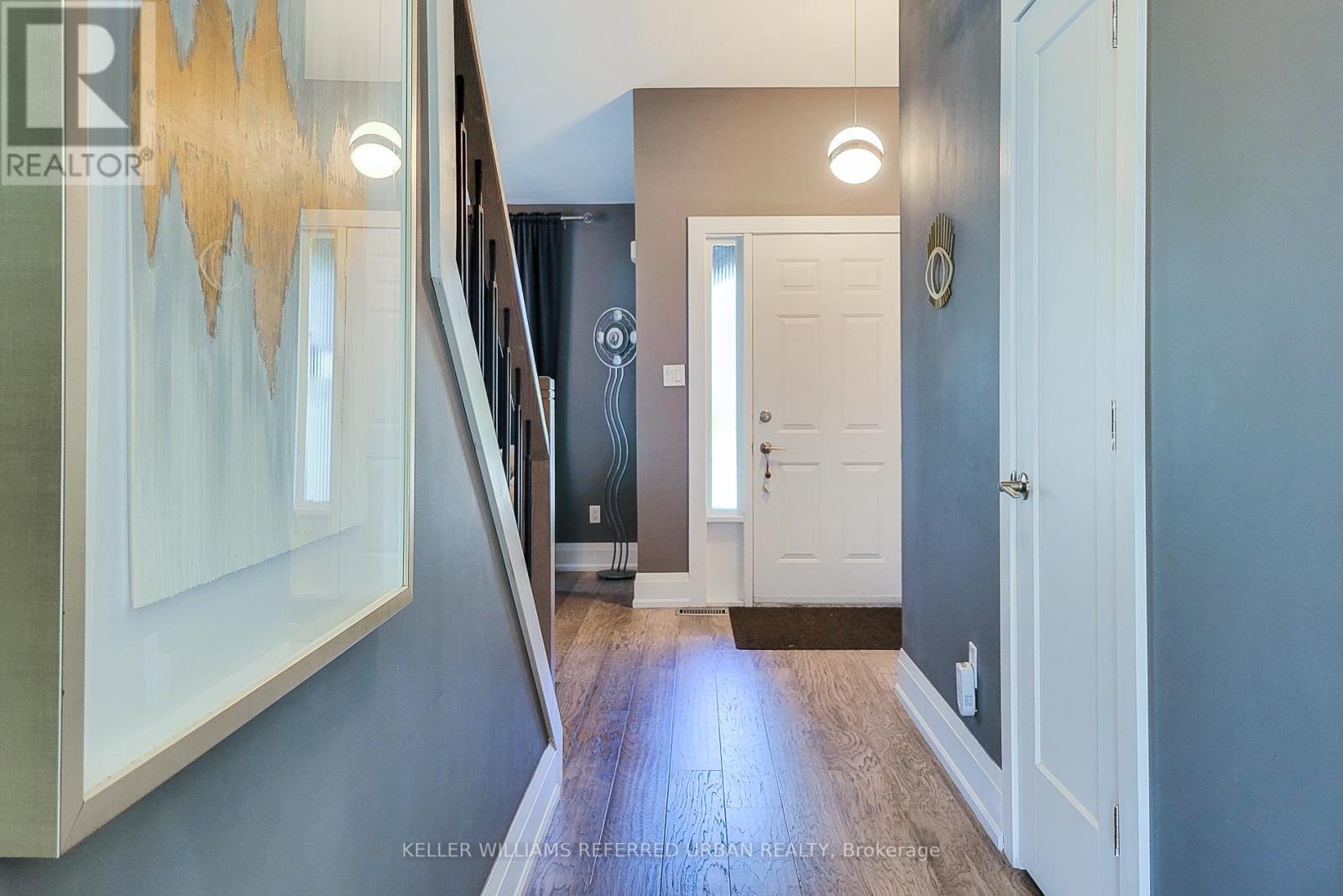 680 Powell Court, Burlington, Ontario  L7R 3E8 - Photo 9 - W13425218