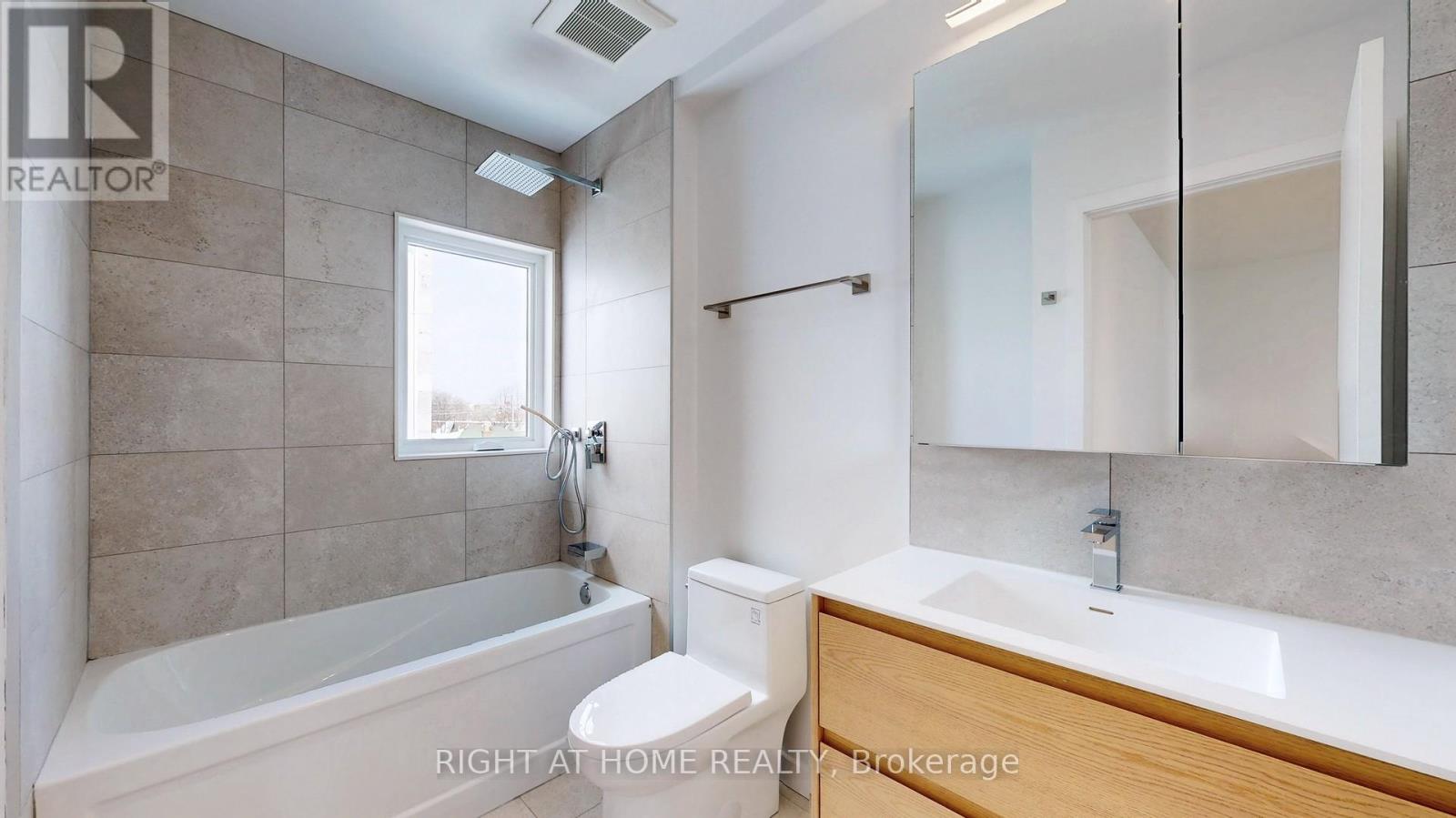 Unit 5 - 3122 Dundas Street W, Toronto, Ontario  M6P 2A1 - Photo 14 - W13425478