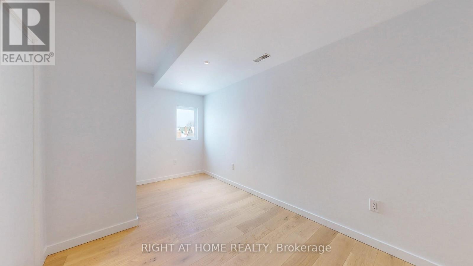 Unit 5 - 3122 Dundas Street W, Toronto, Ontario  M6P 2A1 - Photo 17 - W13425478