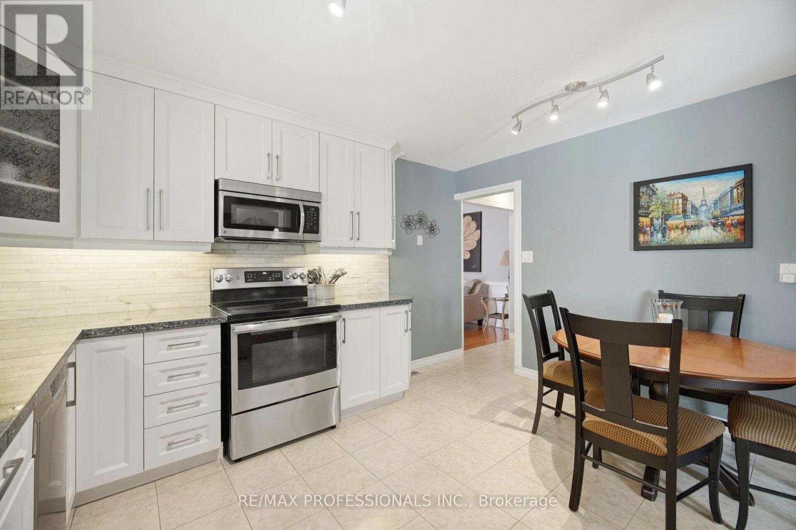 40 Braidwood Lake Road, Brampton, Ontario  L6Z 1X6 - Photo 13 - W13425558