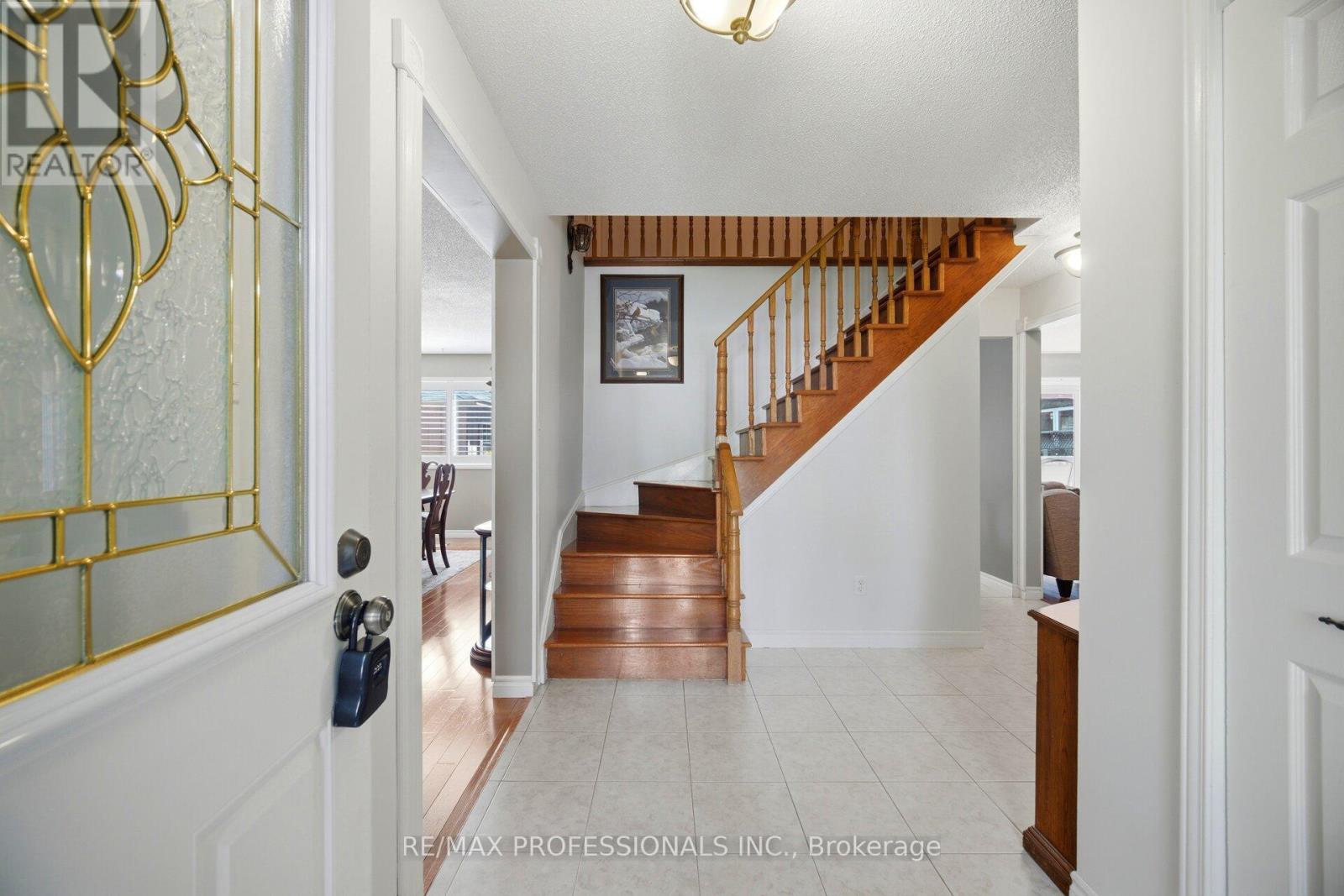 40 Braidwood Lake Road, Brampton, Ontario  L6Z 1X6 - Photo 5 - W13425558