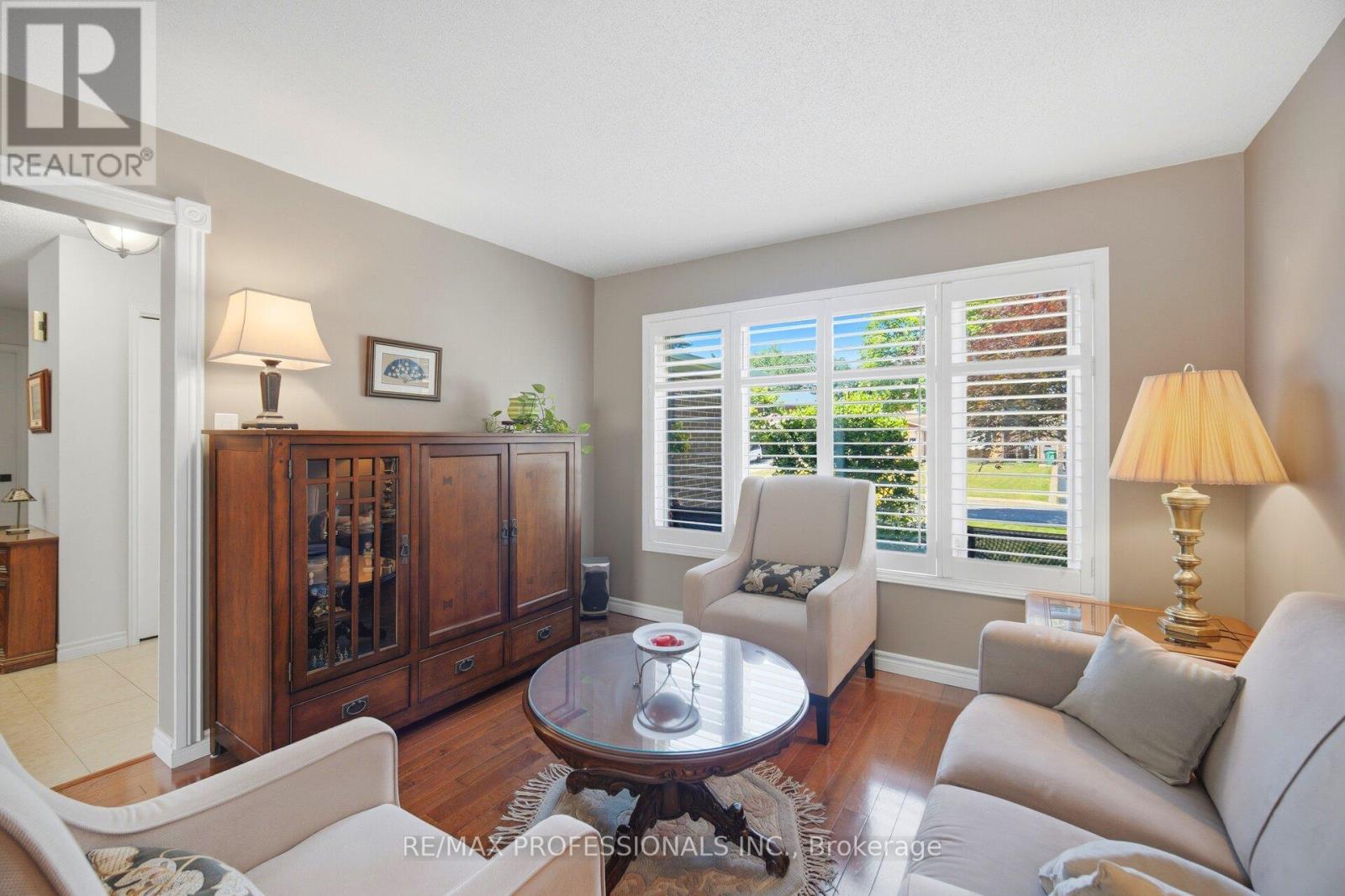 40 Braidwood Lake Road, Brampton, Ontario  L6Z 1X6 - Photo 6 - W13425558