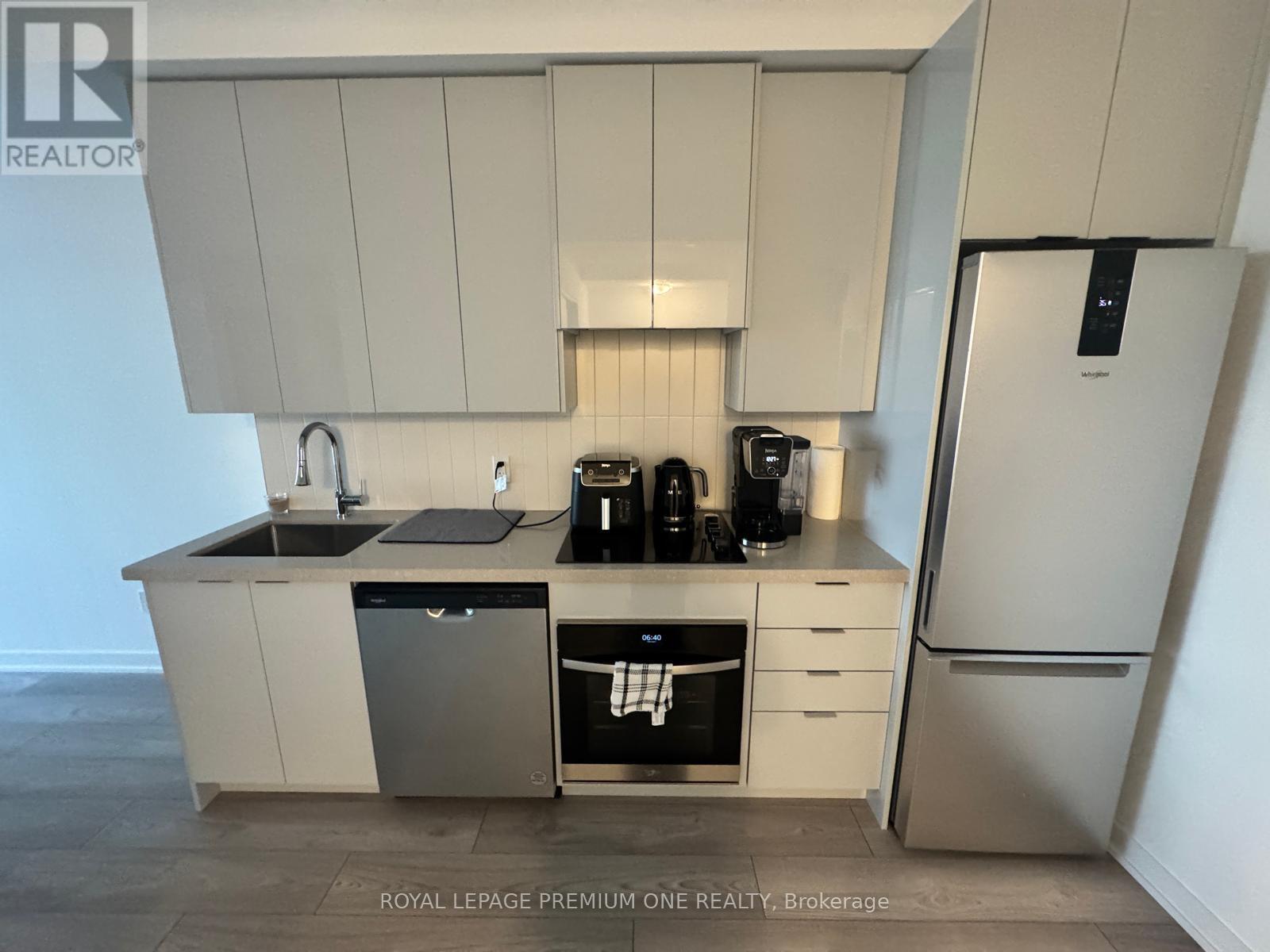 1325 - 498 Caldari Road, Vaughan, Ontario  L4K 0R6 - Photo 3 - N13277720