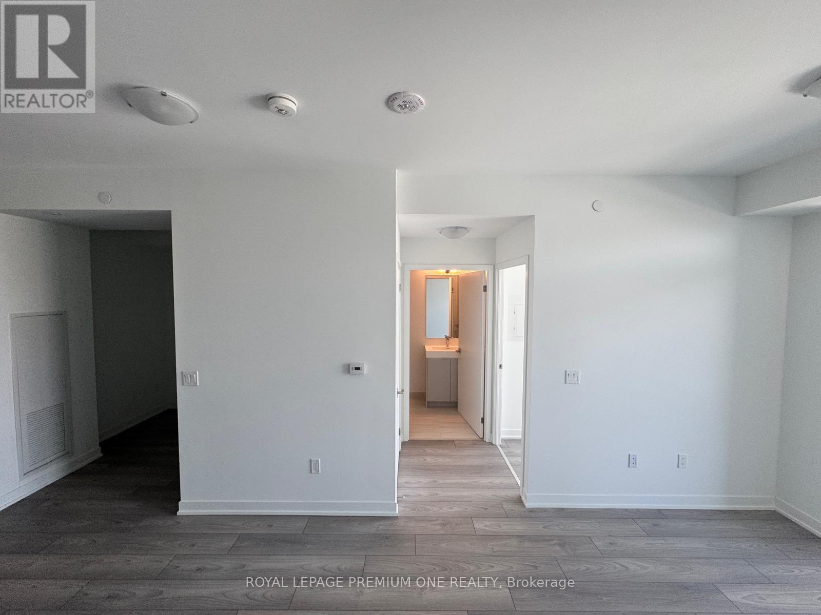 1325 - 498 Caldari Road, Vaughan, Ontario  L4K 0R6 - Photo 5 - N13277720