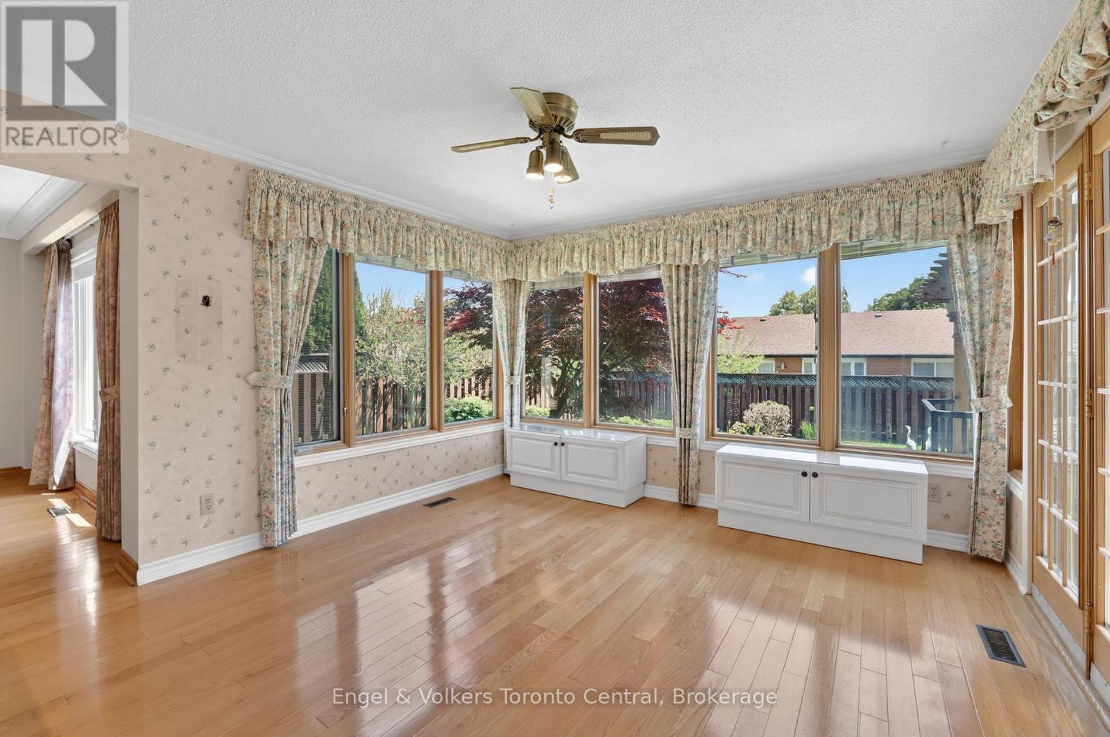 32 Milford Crescent, Brampton (Central Park), Ontario  L6S 3E4 - Photo 17 - W13425800