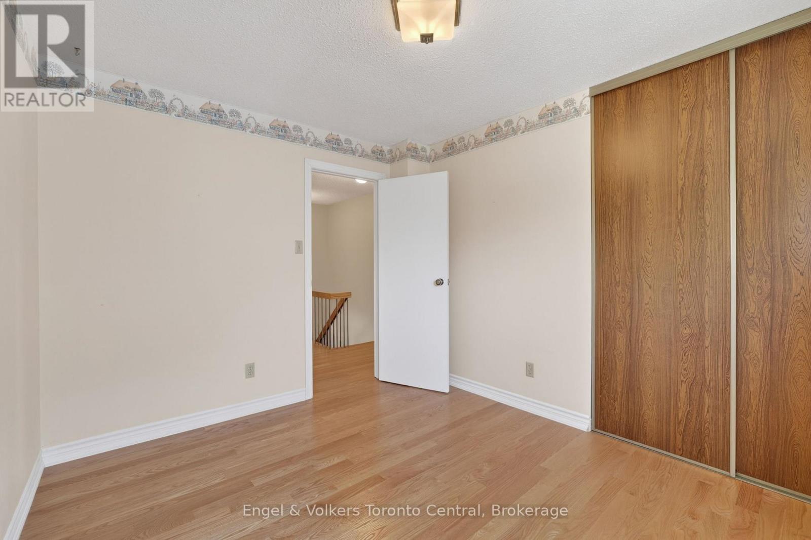 32 Milford Crescent, Brampton (Central Park), Ontario  L6S 3E4 - Photo 30 - W13425800