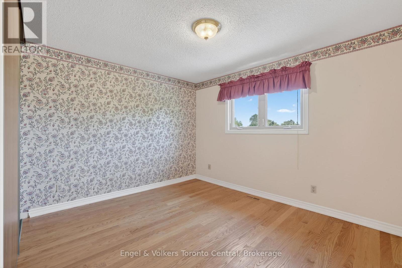 32 Milford Crescent, Brampton (Central Park), Ontario  L6S 3E4 - Photo 33 - W13425800