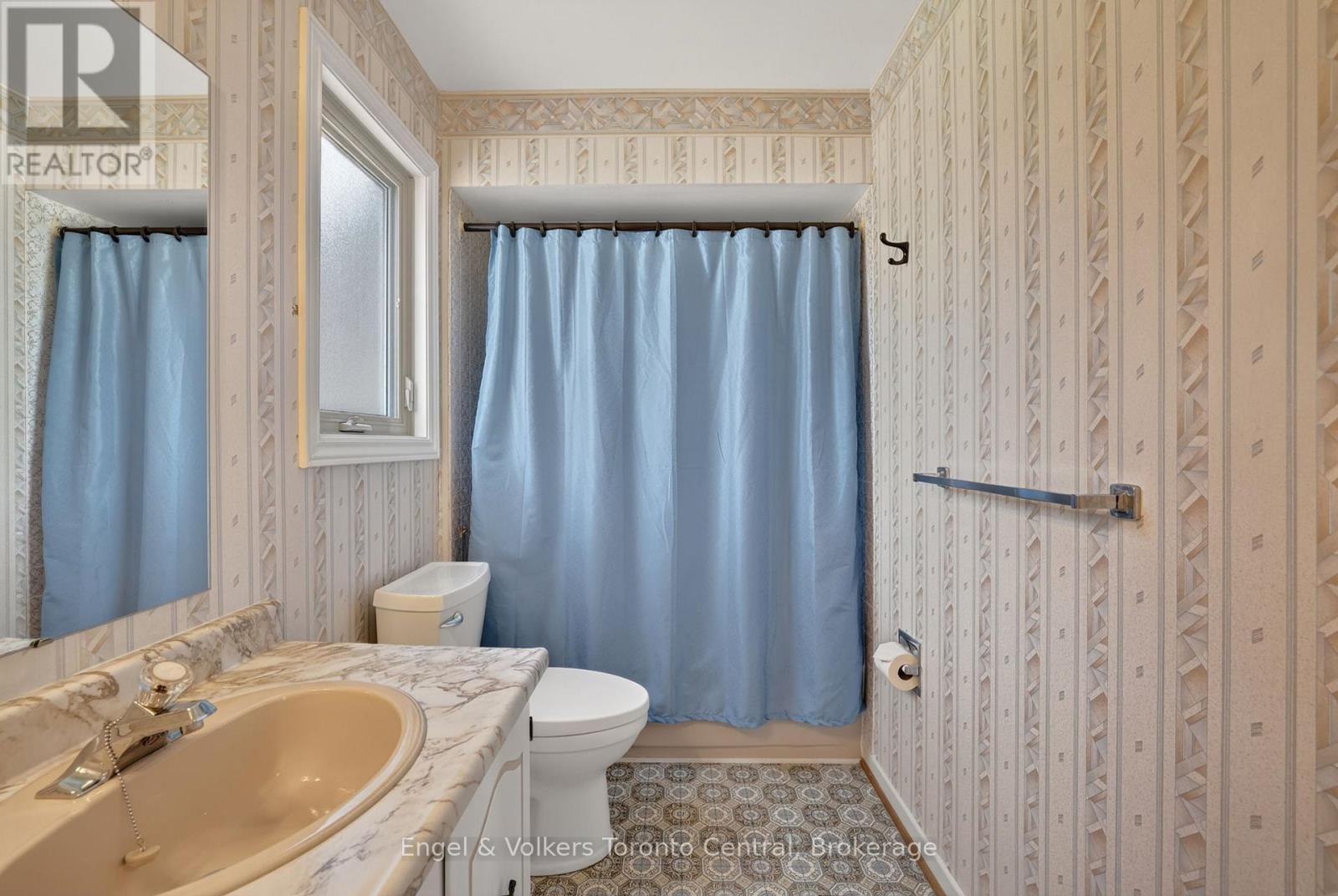 32 Milford Crescent, Brampton (Central Park), Ontario  L6S 3E4 - Photo 35 - W13425800