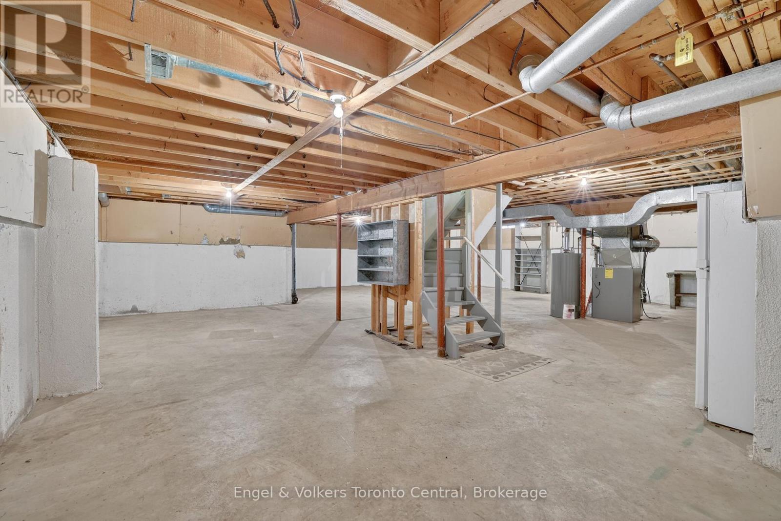 32 Milford Crescent, Brampton (Central Park), Ontario  L6S 3E4 - Photo 36 - W13425800