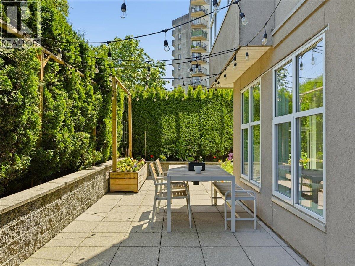 112 155 E 3rd Street, North Vancouver, British Columbia  V7L 1E5 - Photo 3 - R3134475