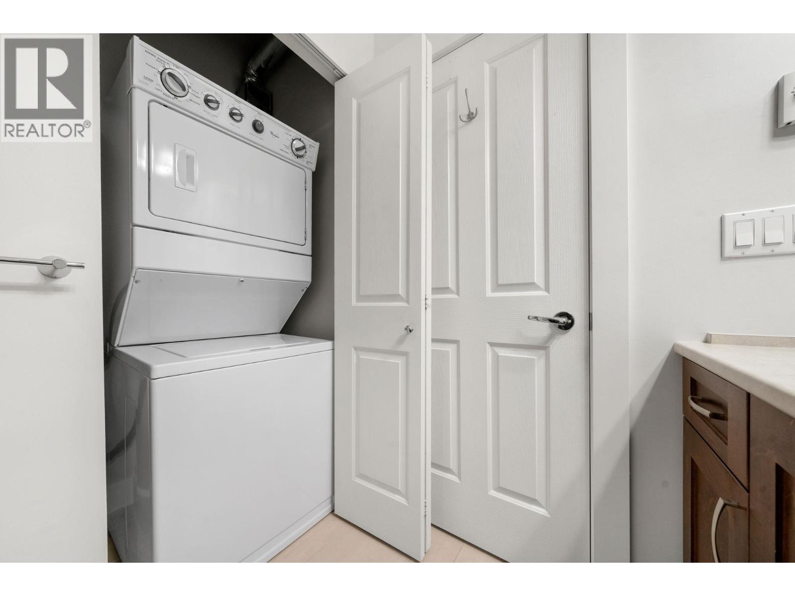 419 1111 E 27th Street, North Vancouver, British Columbia  V7J 1S3 - Photo 32 - R3134479