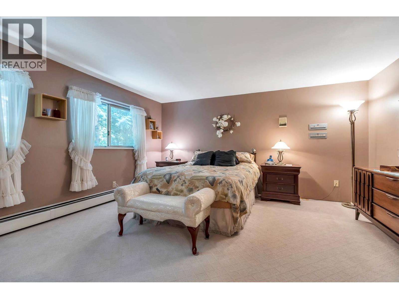 23463 Dogwood Avenue, Maple Ridge, British Columbia  V2X 4S4 - Photo 37 - R3134476