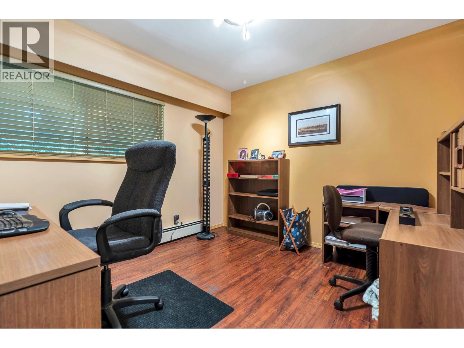 23463 Dogwood Avenue, Maple Ridge, British Columbia  V2X 4S4 - Photo 38 - R3134476