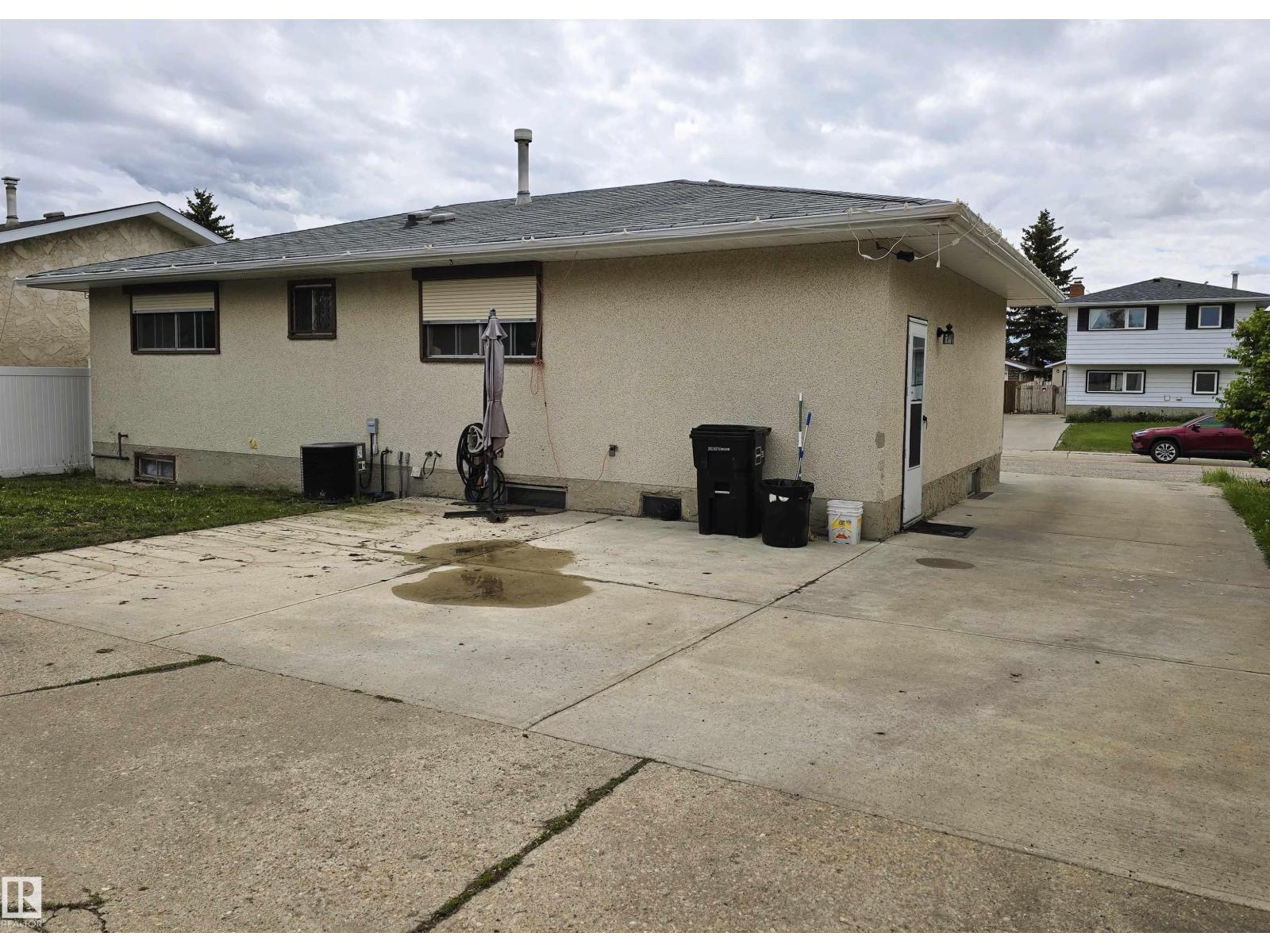 3718 136a Av NW NW, Edmonton, Alberta  T5A 2P4 - Photo 47 - E4492763