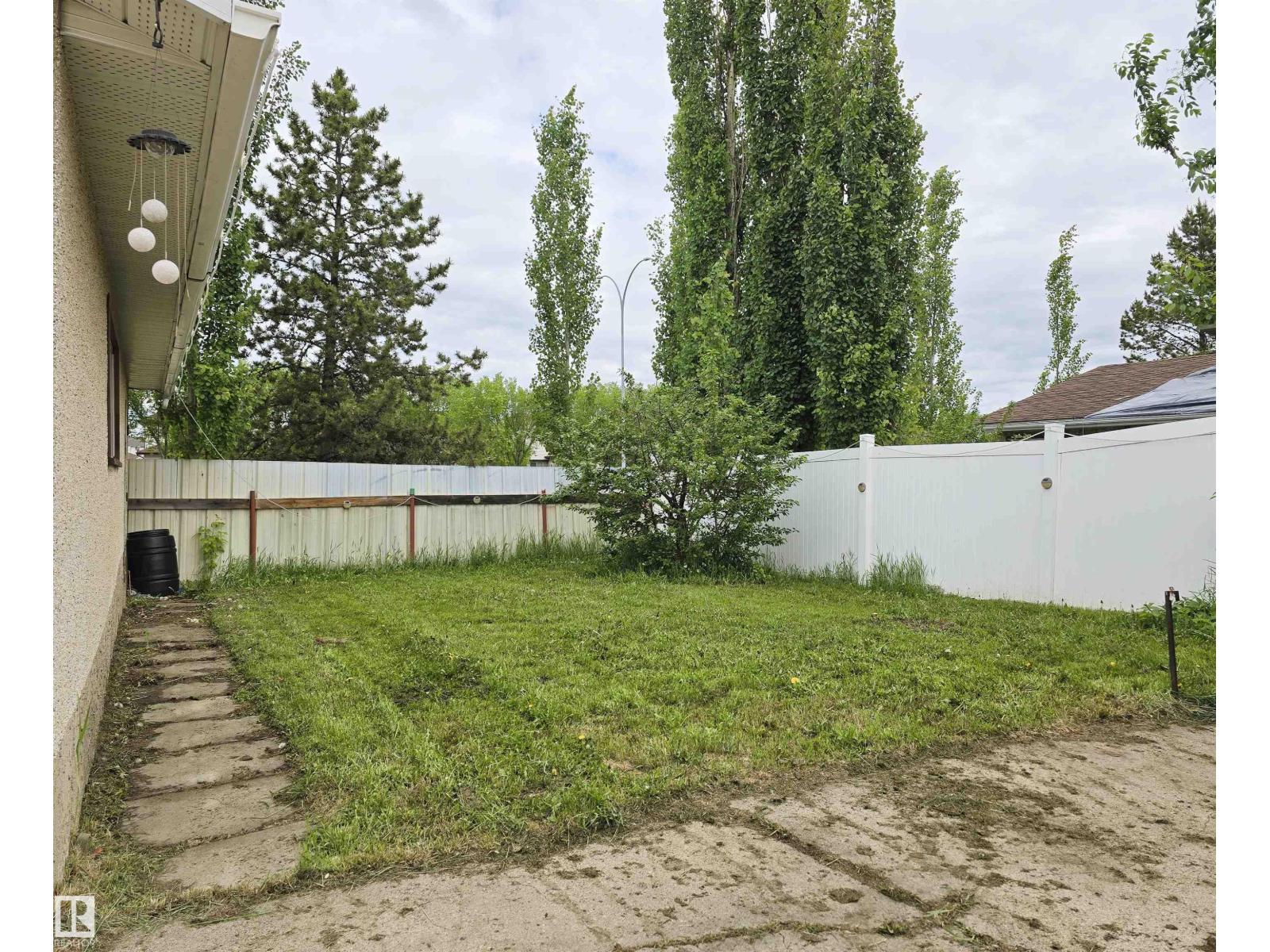 3718 136a Av NW NW, Edmonton, Alberta  T5A 2P4 - Photo 51 - E4492763