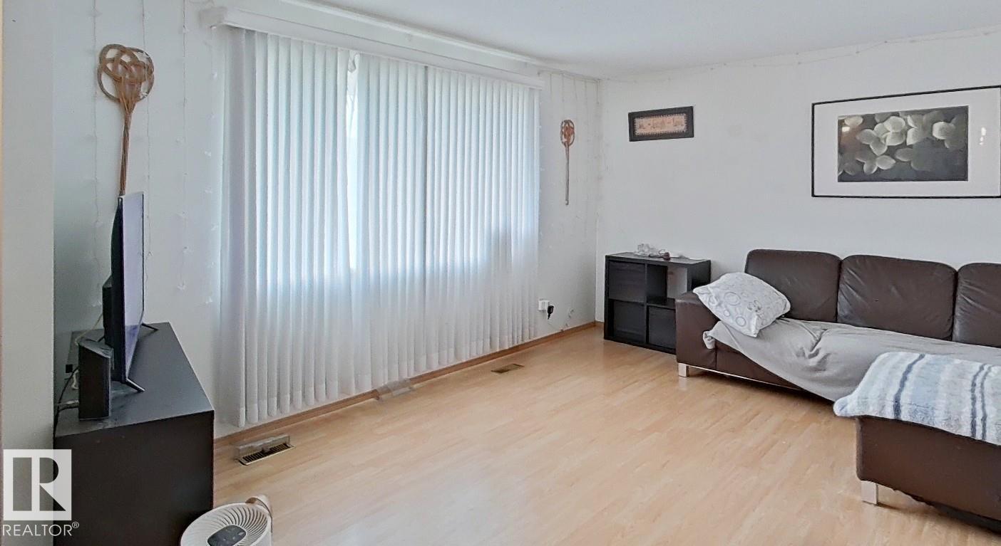 3718 136a Av NW NW, Edmonton, Alberta  T5A 2P4 - Photo 6 - E4492763