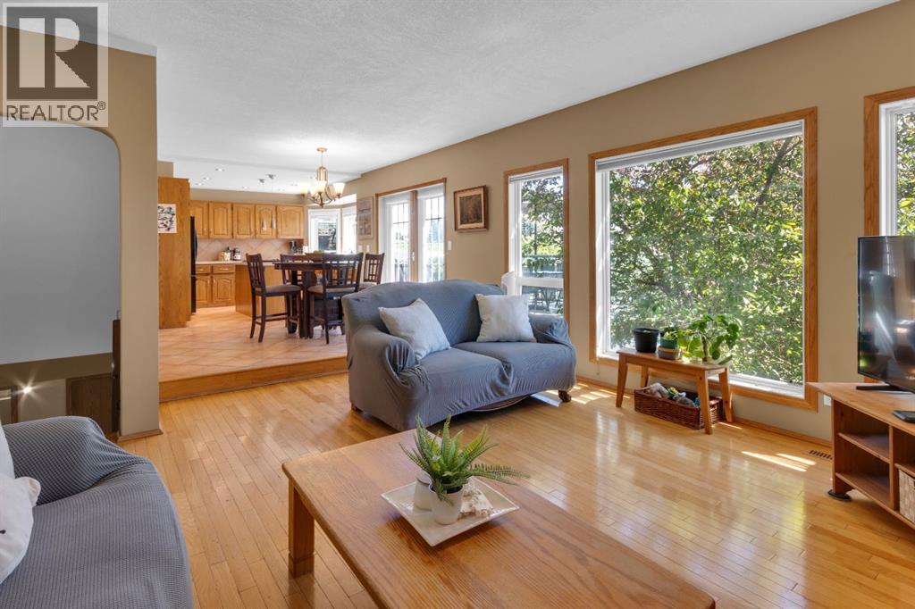 147 Hawkcliff Way Nw, Calgary, Alberta  T3G 2S6 - Photo 8 - A2319467