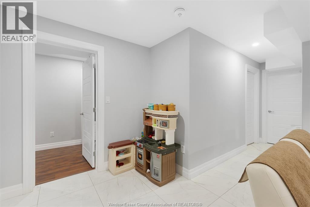 1581 Rockport, Windsor, Ontario  N9G 0B6 - Photo 36 - 26013701
