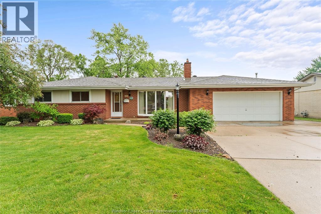 771 Bedford STREET, windsor, Ontario