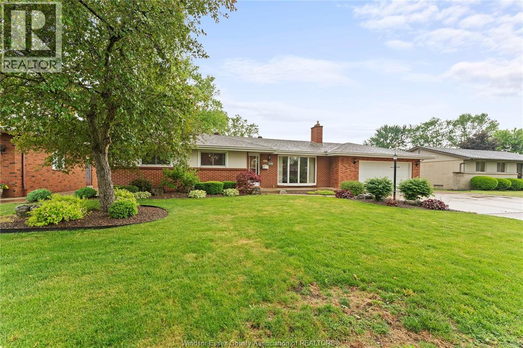 771 Bedford Street, Windsor, Ontario  N9G 1H3 - Photo 3 - 26013699