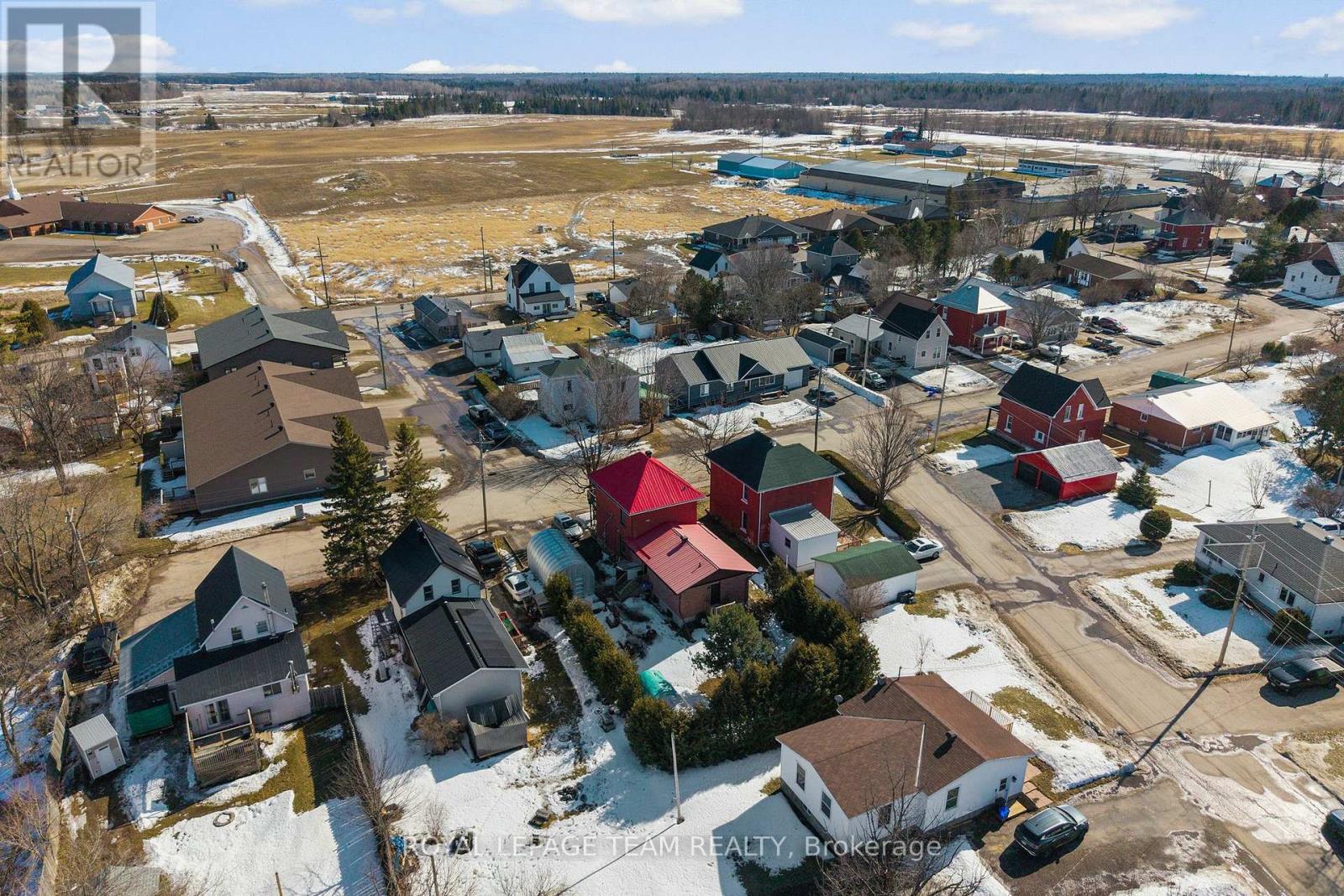 12 Meadow Street, Whitewater Region, Ontario  K0J 1K0 - Photo 17 - X12875104